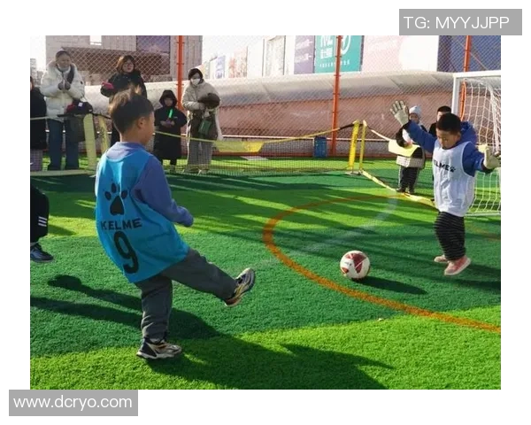 绿茵场上逐梦行球技传承古韵情 绿茵场上逐梦行球技传承古韵情