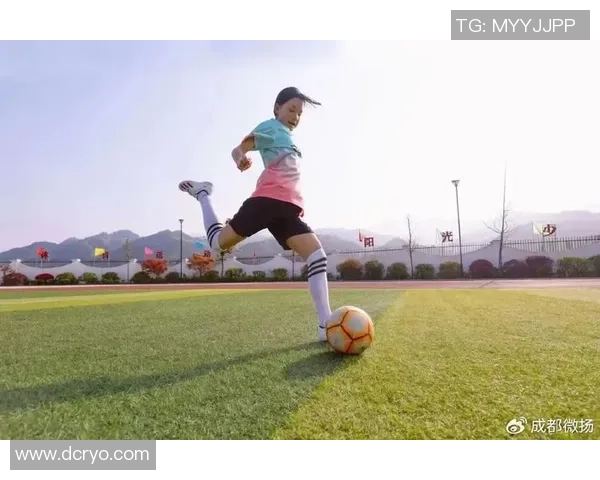 蔡指导足球:探索足球战术与青少年培训的创新之路 蔡指导足球:探索足球战术与青少年培训的创新之路